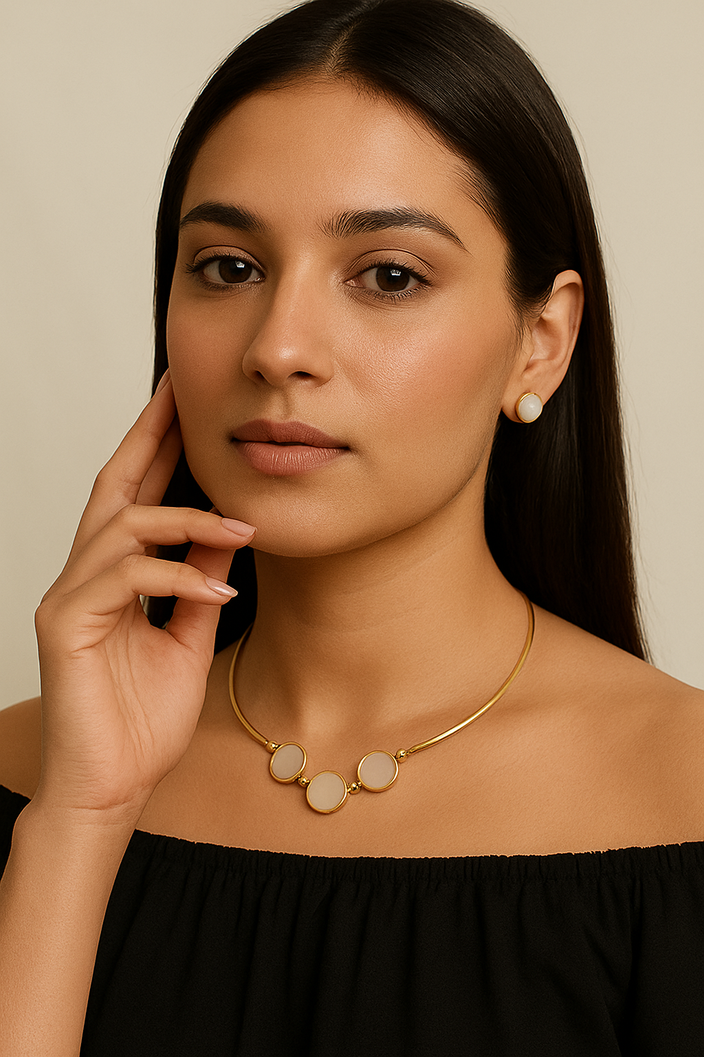 Golden Choker Necklace with Pearl  and Pearl  Earrings Set