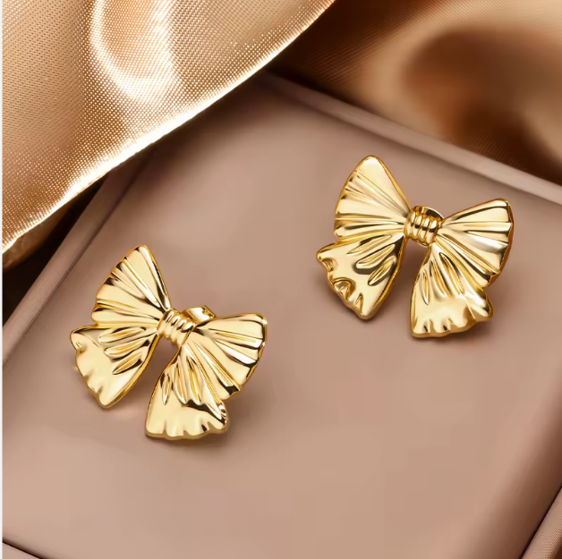 Chic Gold Bow Stud Earrings