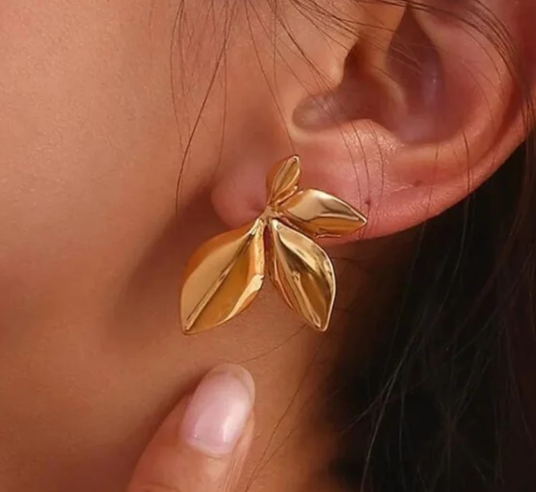 Glossy Leaf Earrings