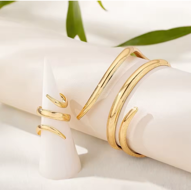 Elegant Gold Twist Bracelet & Ring Set