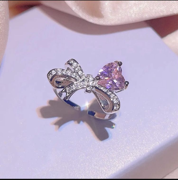 Silver-Plated Cubic Zirconia Bow and Heart Necklace and Earring Set