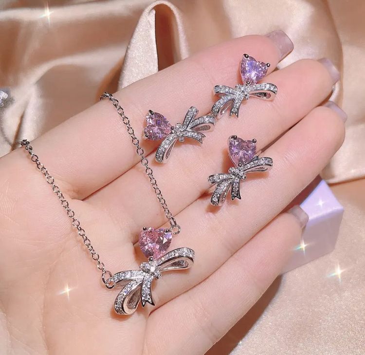 Silver-Plated Cubic Zirconia Bow and Heart Necklace and Earring Set