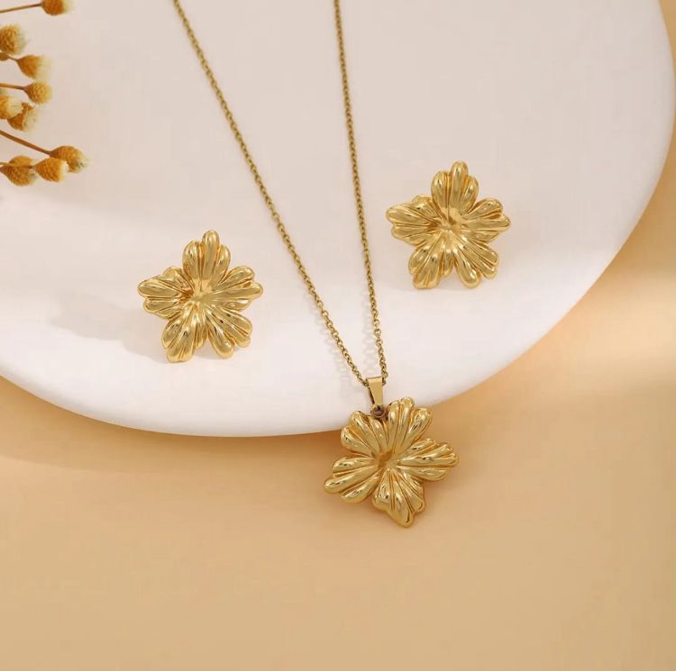 Gold Flower Necklace and Earrings Set - Elegant Floral Jewelry
