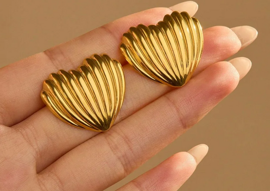Quinn Heart Earrings - Gold Plated