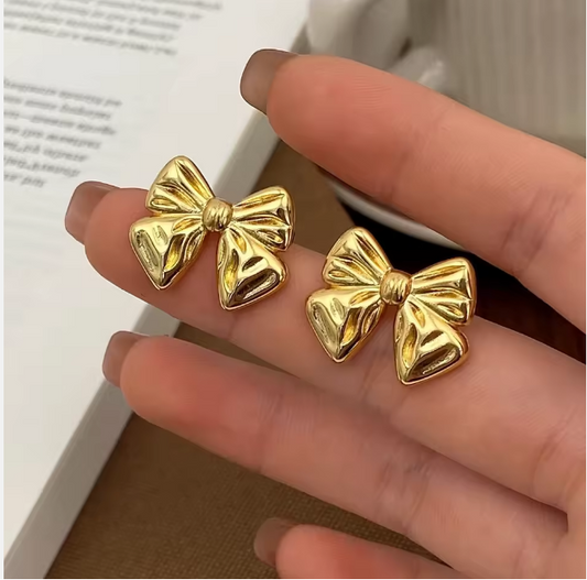 Chic Gold Bow Stud Earrings
