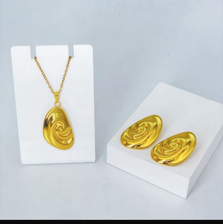 Golden Abstract Swirl Necklace & Earrings Set - Unique Statement Jewelry